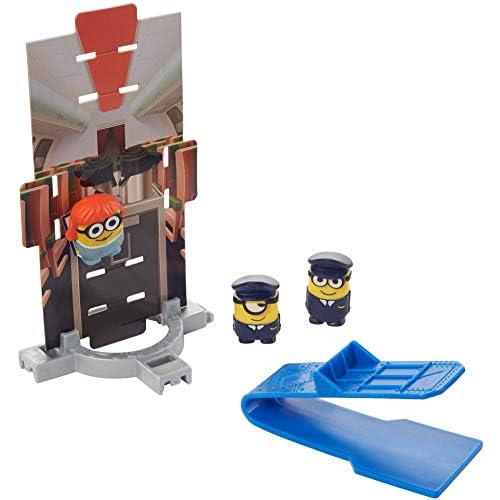 Minions: The Rise of Gru Splatems Multipack Pilot with 3 Mini Minion Figures with Deluxe Launcher and Sticky Targets, Gift for Kids 4 Years & Older