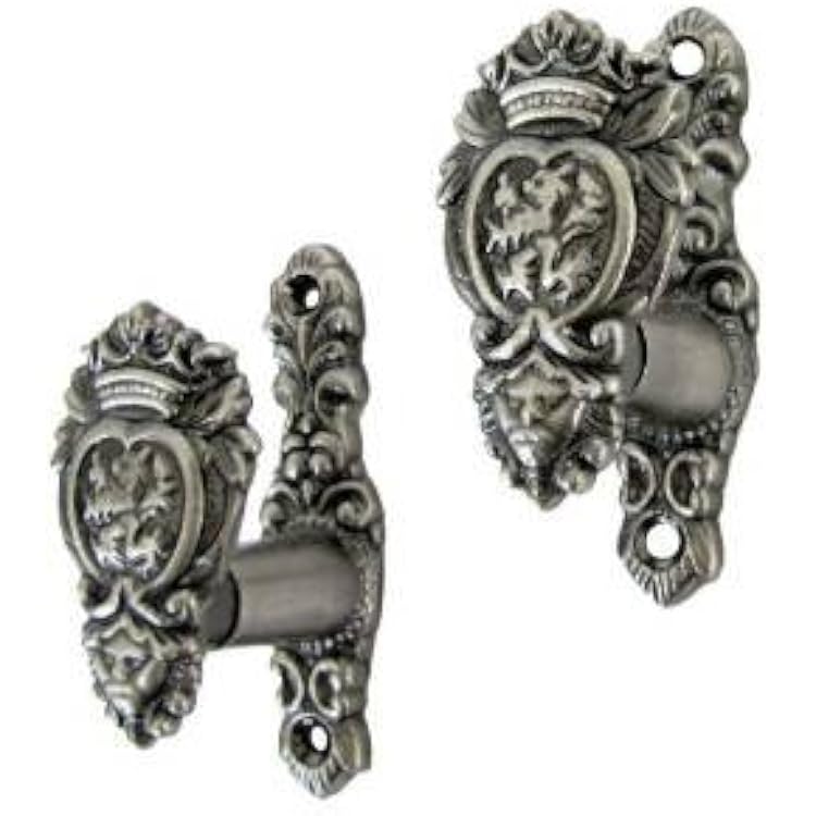 Treasure Gurus Medieval Lion Head Hooks Set