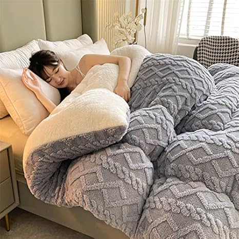 Thickened Super Soft Insulation Hibiscus Winter Quilt, Cashmere and Double Fabrics, Breathable Warmth Fluffy Plush Sided Velvet Blanket (Grey,220 * 240cm/86.61 94.49in (5KG))