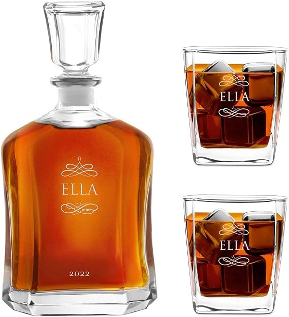 Maverton Whiskey carafe + 2 glasses with engraving - 23 fl oz. classical spirits decanter for her - 10 fl oz glasses for women - Whisky set - For Birthday - Personalized glassware - Monogram
