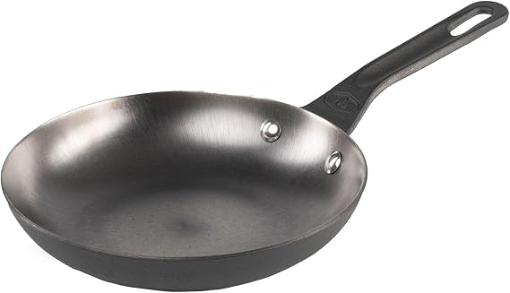 GSI Outdoors Guidecast 8 Frypan I Cast Iron, Lightweight, Gourmet Frying Pan, Camp Cookware