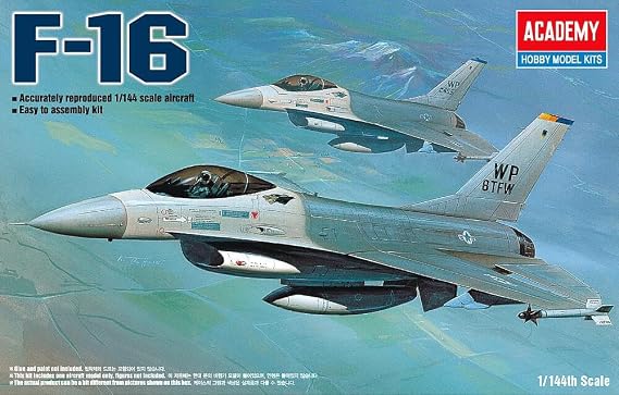 Academy F-16 Fighting Falcon