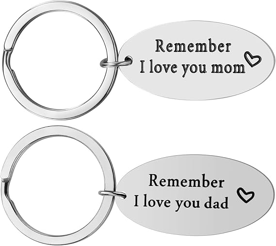 iWenSheng 2PCS Mom Dad Keychain Parents Gifts from Daughter