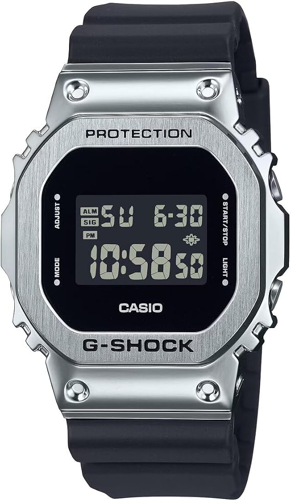 Casio GM-5600U-1DR Kol Saati, G-Shock, Digital, Gri, Erkek