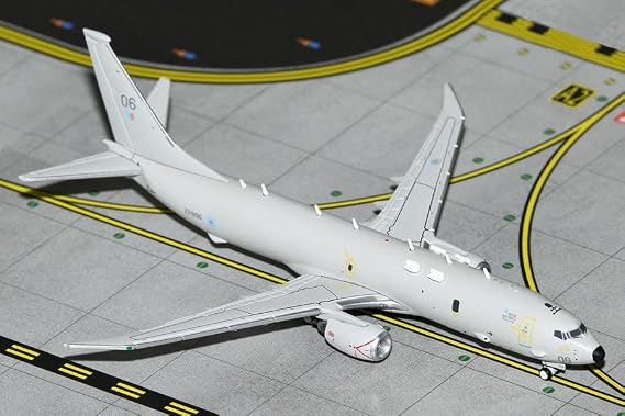 Gemini MACS GMRAF136 Royal Air Force (RAF) Boeing P-8 Poseidon MRA1 ZP806 1:400 Scale