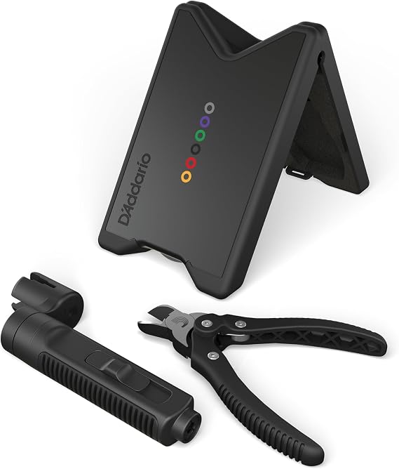 D'Addario Tour Grade String Changing Kit | D'Addario string changing kit includes essential tools for fast string changes, clean setup work and reliable maintenance.
