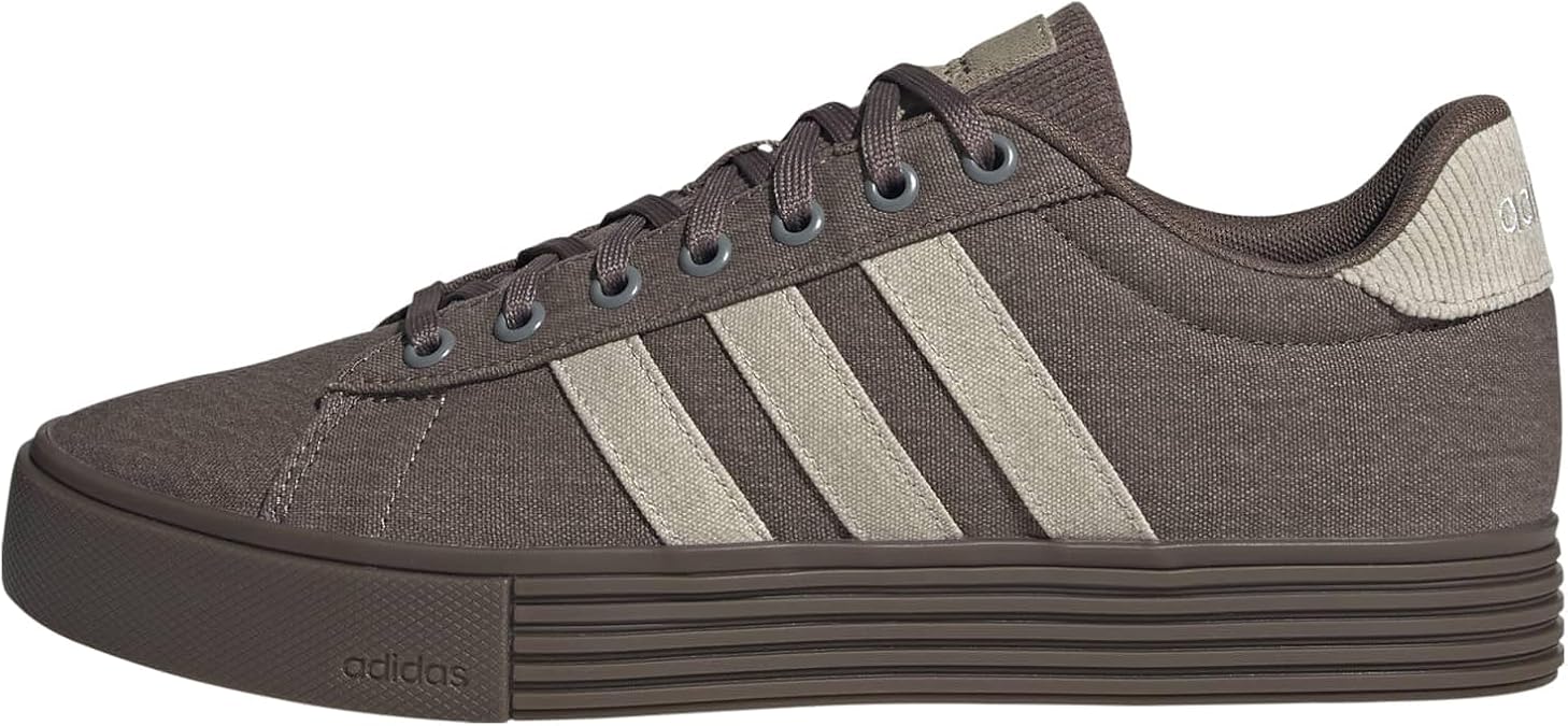 adidas Unisex-Adult Daily 4.0