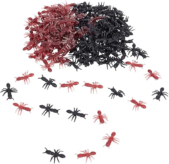 NBEADS 400 Pcs 2 Colors Plastic Big Faux Simulation Ant Prank Plastic Realistic Insects for Halloween Party Favors Decoration Props, Black/Camel