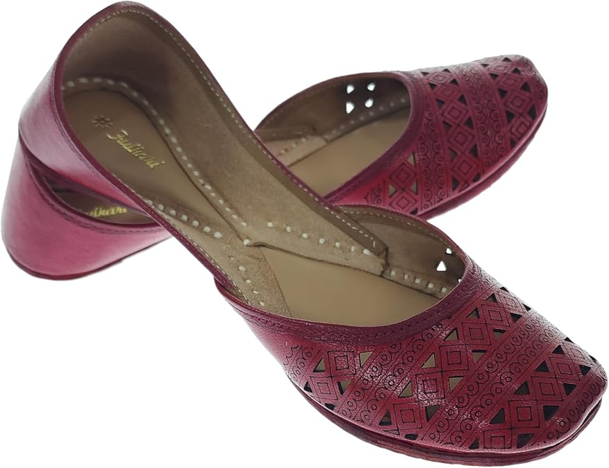 Fulkari Women's Soft Leather Daily Casual Wear Jutis | Bite and Pinch Free Juti | Punjabi Jutti for Ladies | Flats Mojari Shoes | Phulkari Ethnic Flat for Girls |