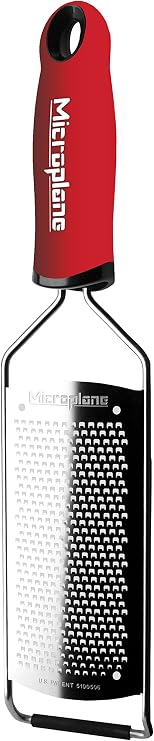 Microplane Kitchen Grater Fine for Hard Cheese, Citrus Fruits, Garlic, Chili, Cinnamon and Nutmeg in Red with Stainless Steel Blade - Made in USA