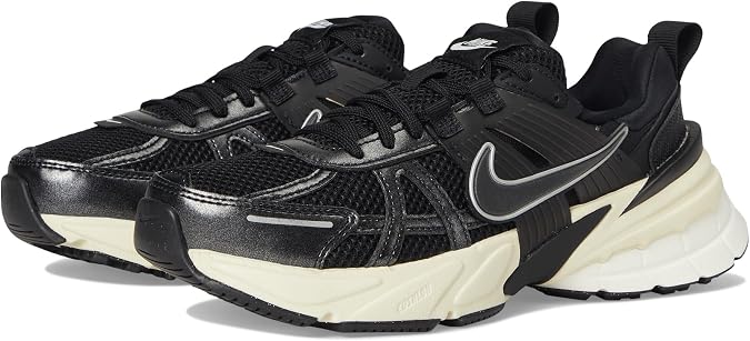 Nike Women's V2K Runtekk Running Sneakers
