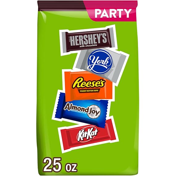 HERSHEY Assorted Chocolate Candy Variety Pack, 25 oz