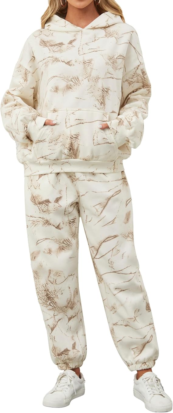 Eutten Camo Sweatsuits for Women Set 2 Piece Camo Hoodies Maple Leaf Print Oversized Sweatshirt Lounge Sets Fall Outfits