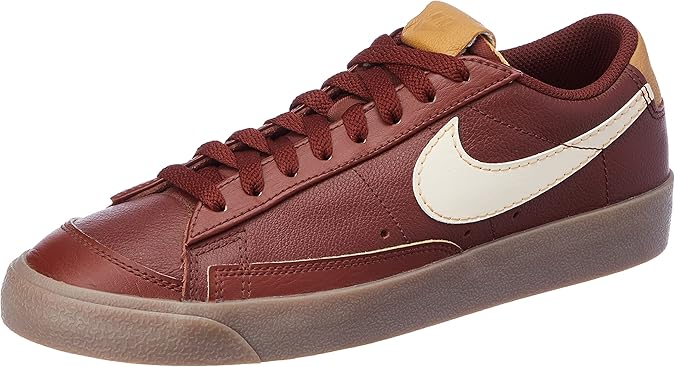 Nike Women's Air Zoom Pegasus 38 Shield Trainers