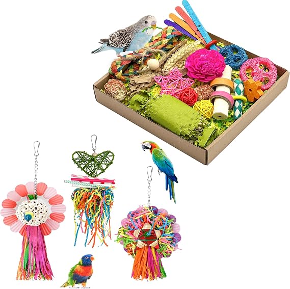 Bird Toy Foraging Parrot Shredding Toys Box with 3pcs Natural Corn Cob Bird chew Toys