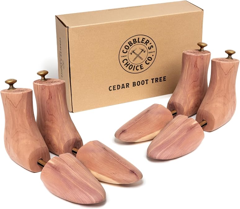 Cobbler's Choice Cedar Shoe Trees for Men - Wooden Split Toe - 2 Pack