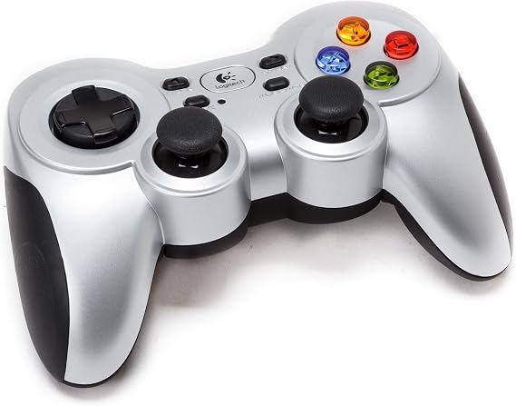 Logitech F710 Kablosuz Gamepad, 2.4 GHz Kablosuz Bağlantı Özelliği, Çift Titreşimli Bildirim Motoru, 4 Düğmeli Hassas D-Pad, XID Modu, Gri