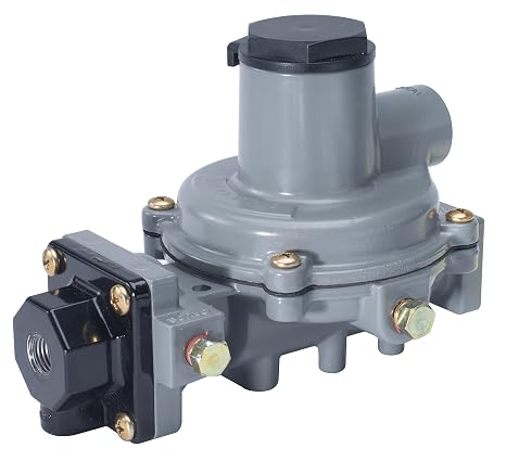 R232A-BBF Propane 2-Stage Regulator Integral Dual Stage LP Gas Tank Regulators, 10.2"-13" Water Column Spring, 550,000 BTU, 1/4" x 1/2" FNPT, 250 psig Max Inlet