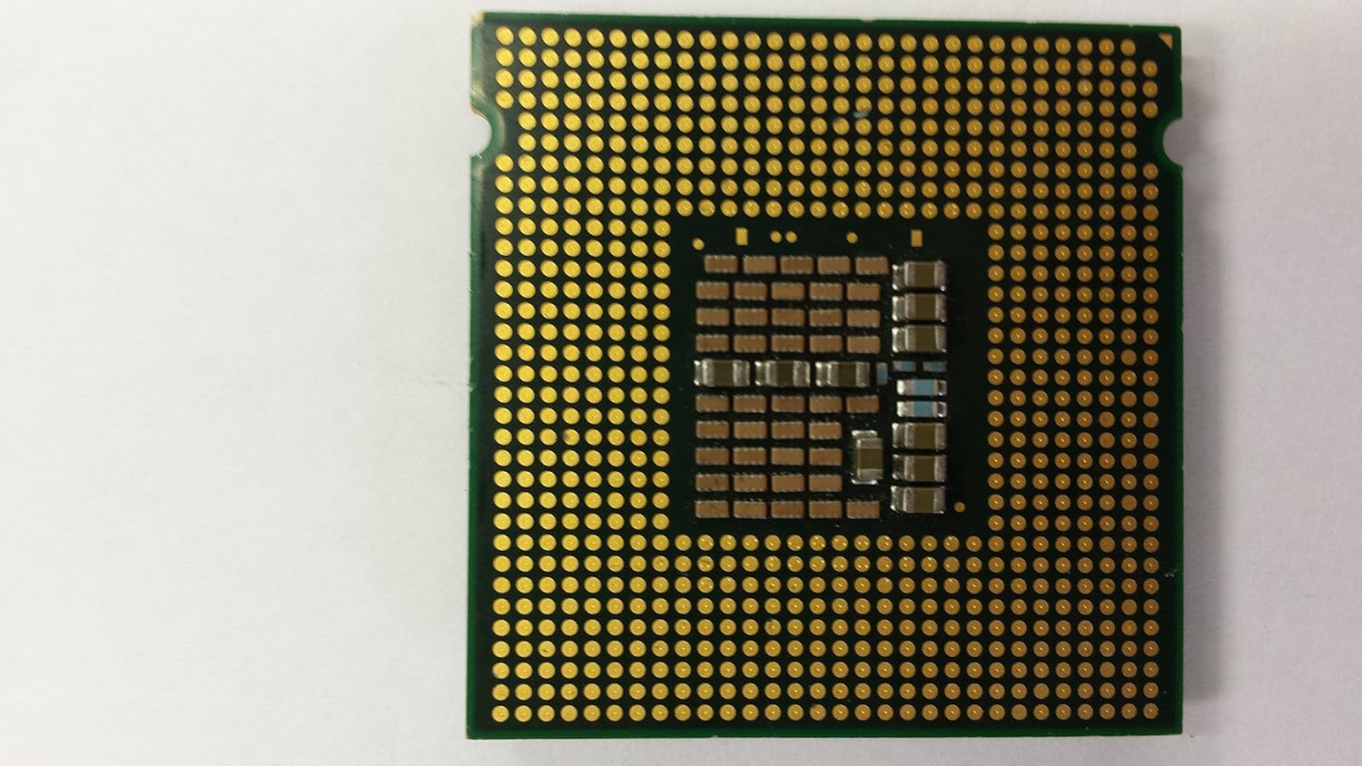 Intel ® Core™2 Quad Processor Q9300 6M Cache, 2.50 GHz, 1333 MHz FSB 6MB L2 Processor - Processor 2.50 GHz, 1333 MHz FSB, 2.50 GHz, 45 nm, Intel Core 2 Quad Q9000 Series for Desktop, 6 MB, LB 2